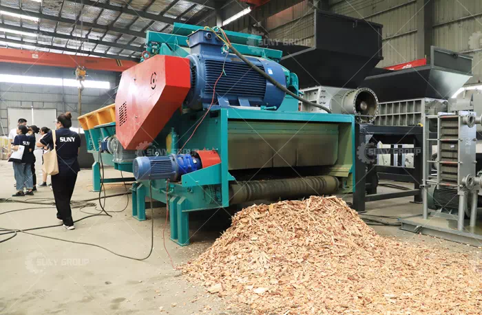 Industrial Wood Chipper