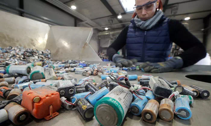 Lithium battery scrap