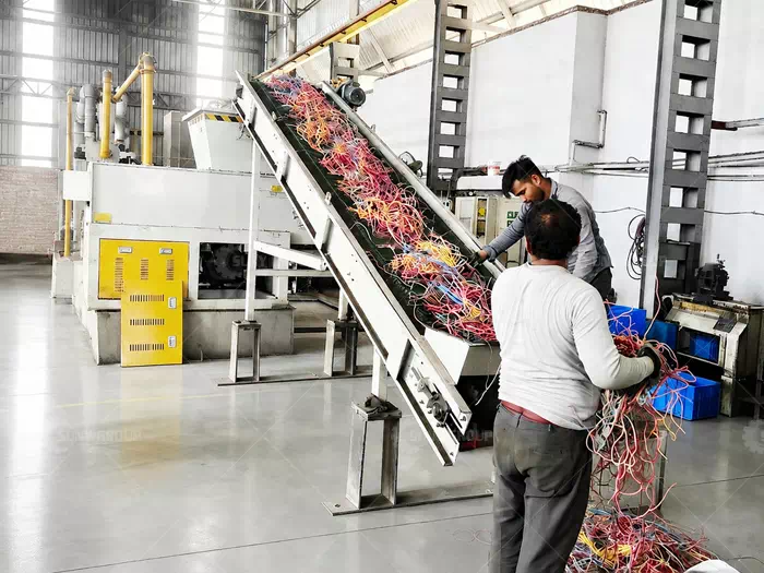 Copper Wire Recycling Machine in Operati···