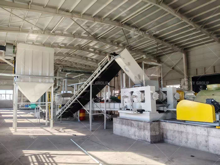 Inner Mongolia Waste Tire Recycling Equipment Customer Site
Inner Mongolia Waste Tire Recycling Equipment Customer Site