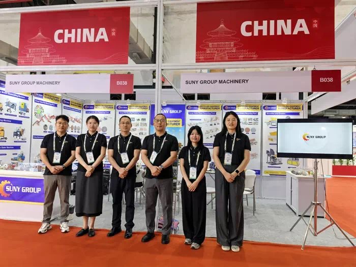 Photos from the India Exhibition
