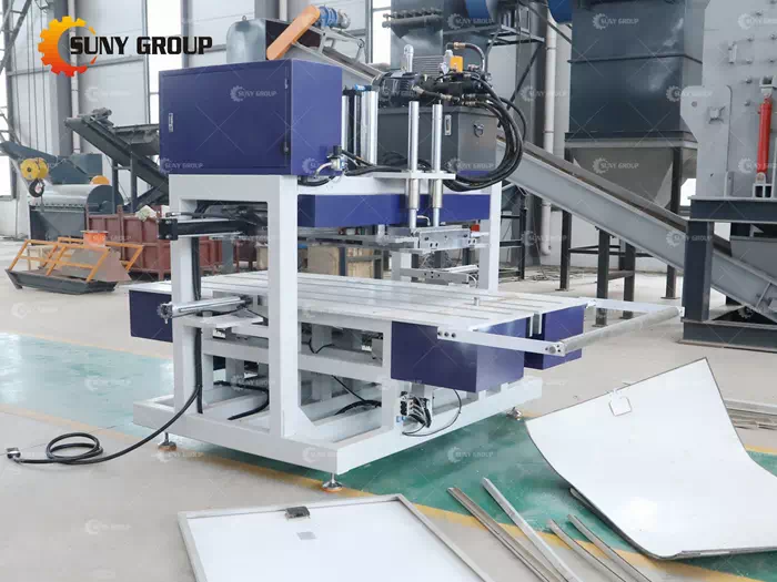 Solar Panel Frame Disassembly and Recycling Machine
