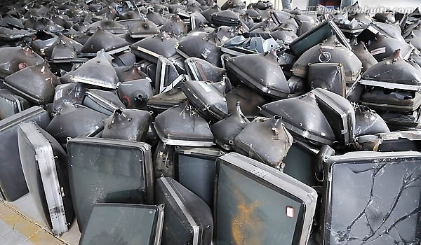 The hazard of waste household appliances