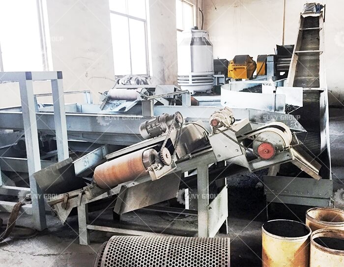 Semi-Automatic Tyre Recycling Machine