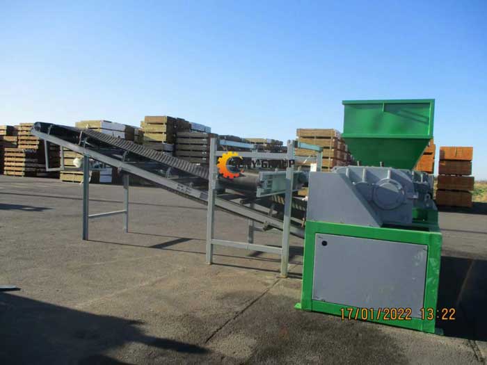 Shredder arrived at Spanish customers site successfully