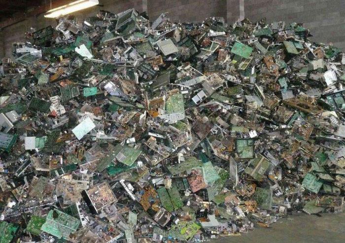 scrap electronic waste circuit boards